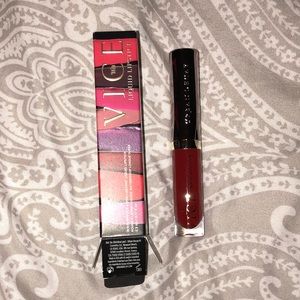 URBAN DECAY LIPSTICK